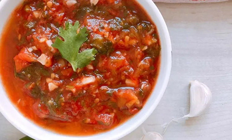 ترشی گوجه مشهدی شاهگوش